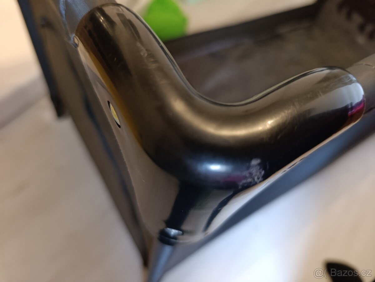 Cestovní postýlka s matraci - 4