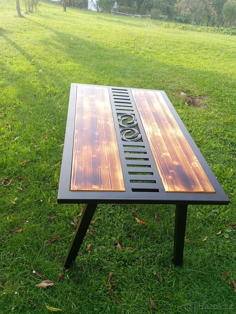Masivní stůl - 4