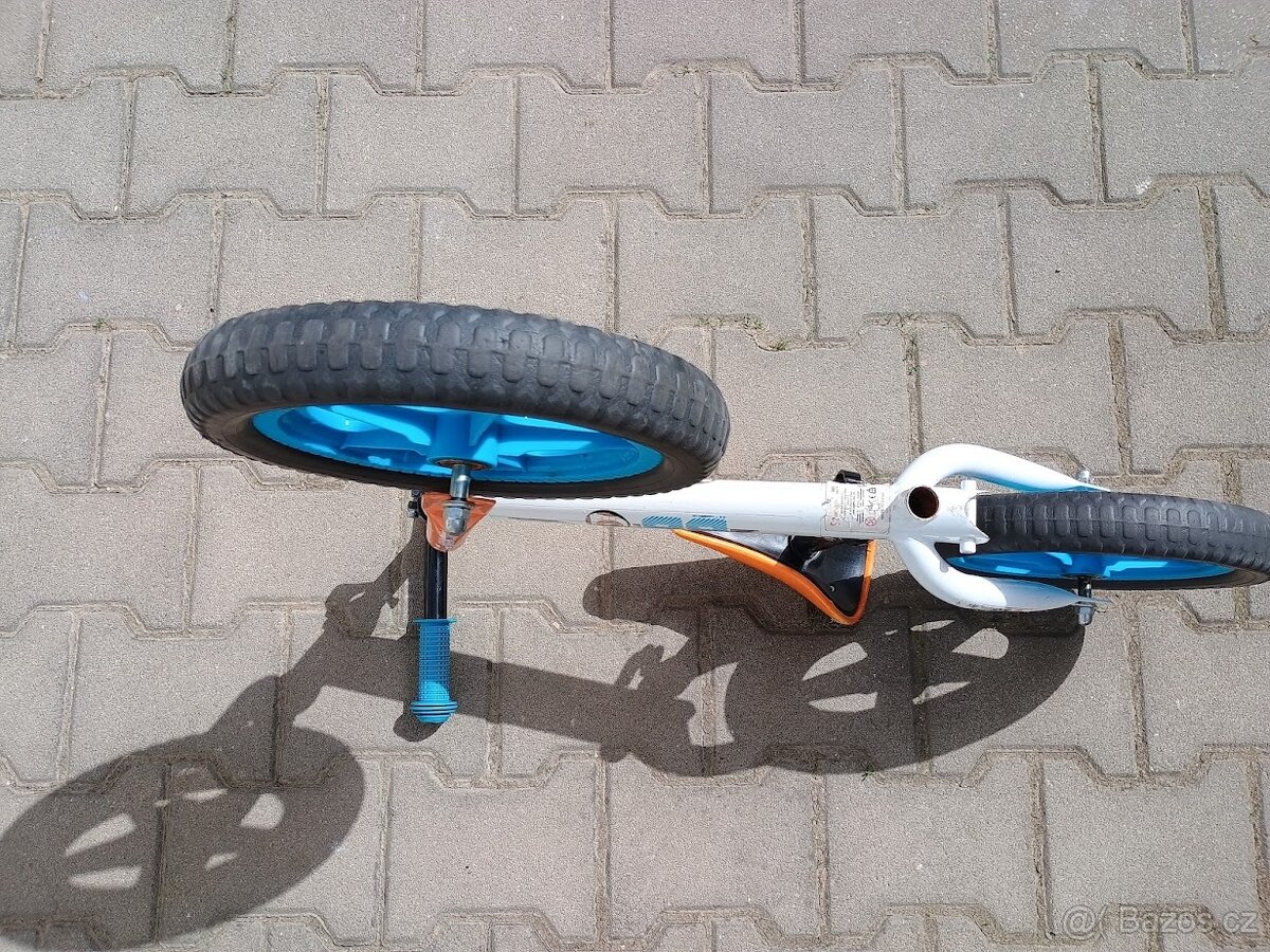 prodám odrážedlo BB SEVEN - 4