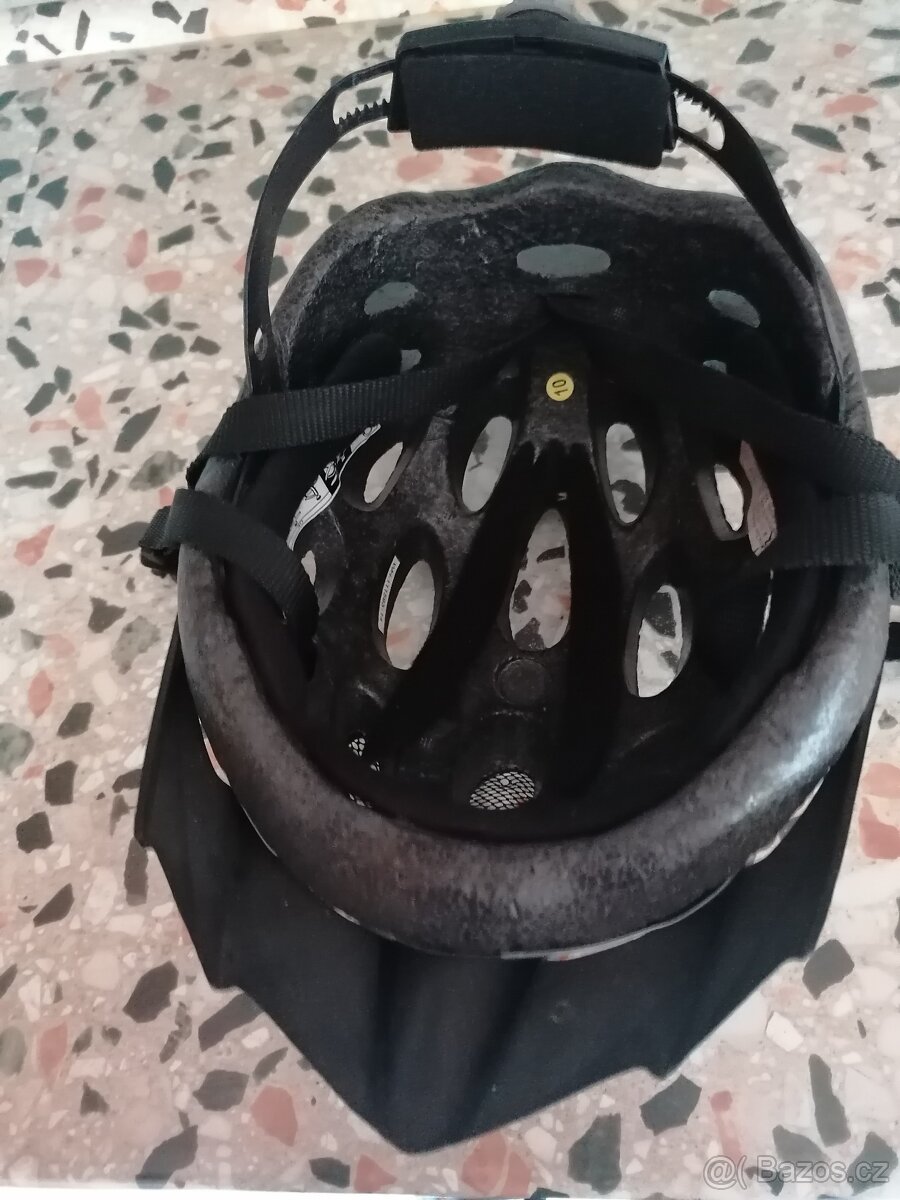 Dětská cyklistická přilba - 4