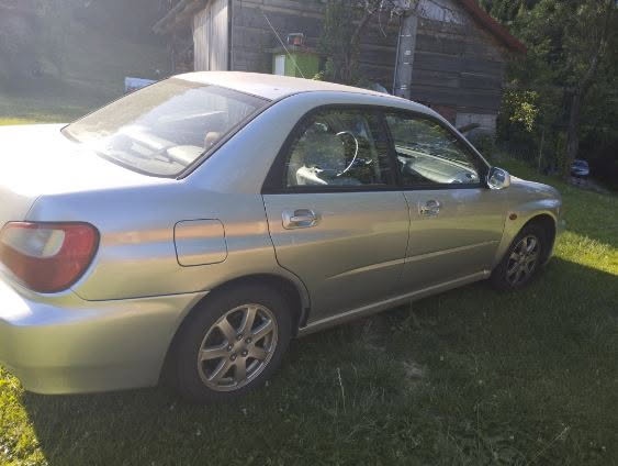 SUBARU IMPREZA - 4