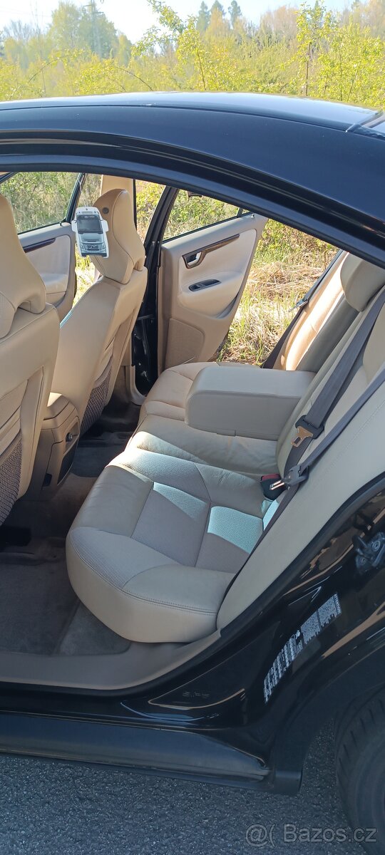 Volvo S60 2.4i 103kW - 4