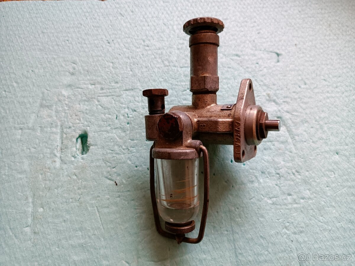 BENZINOVÁ PUMPA - 4