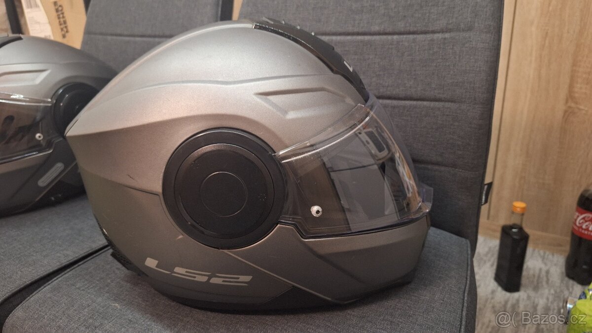 LS2 scope helma XL + interphone U-COM 4 - 4