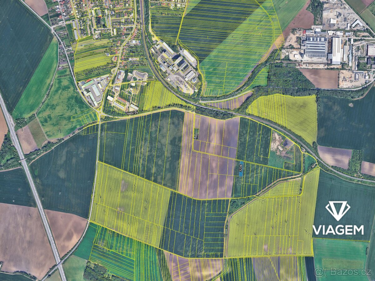 Pole 2 770 m², Podíl 50 % o výměře 1 385 m² - 4