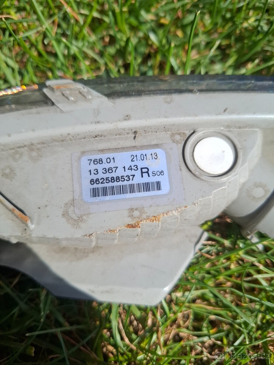 Opel Astra J blinkr nárazníku - 4