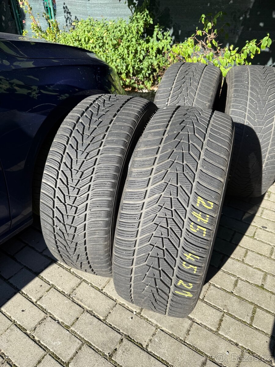 275/45R21 110V - 4