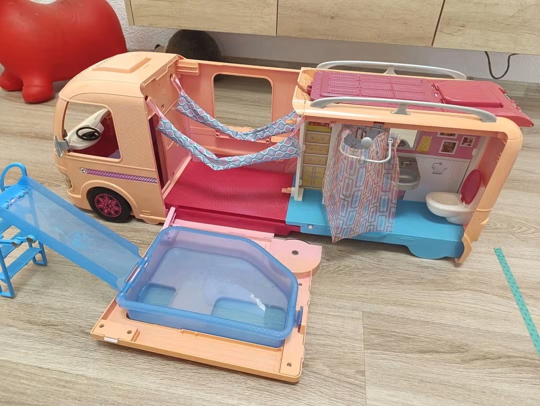 Barbie karavan - 4