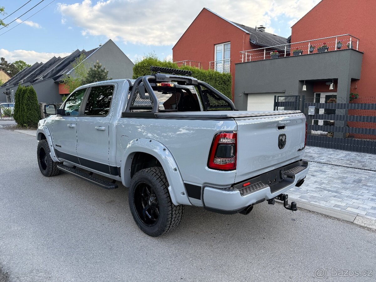 DODGE RAM 1500 DESTROYER GREY
