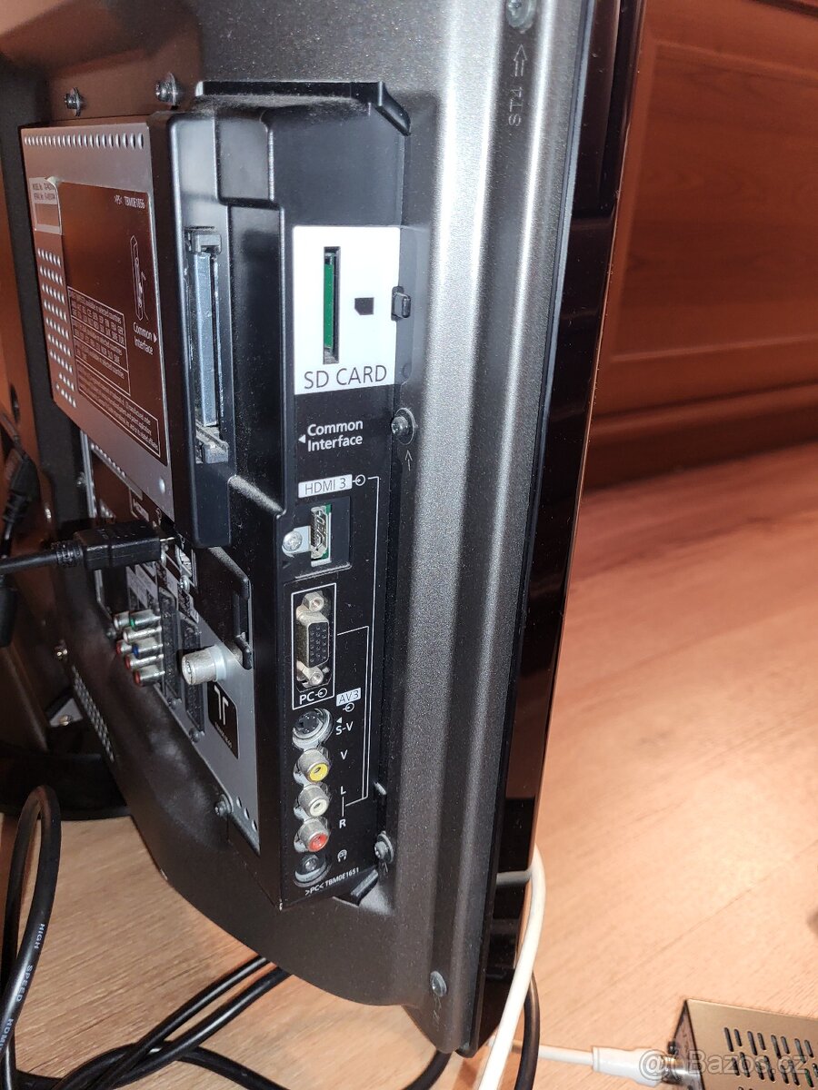 Plazmová televize Panasonic, 42" - 4