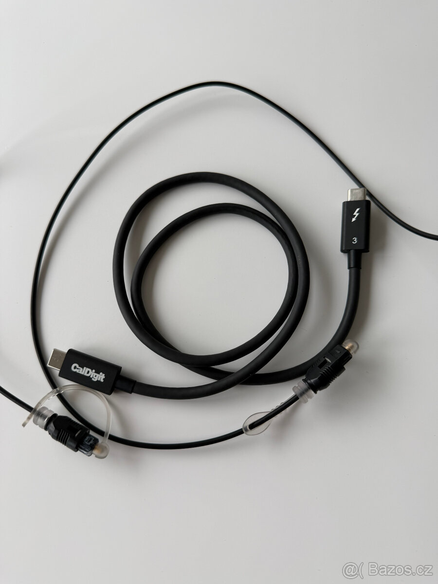 Dokovací stanice Thunderbolt dock Caldigit TS3 Plus 15 portů - 4