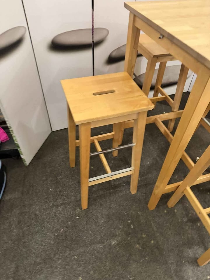 Kvalitní Barový jídelní set Masiv IKEA - 4