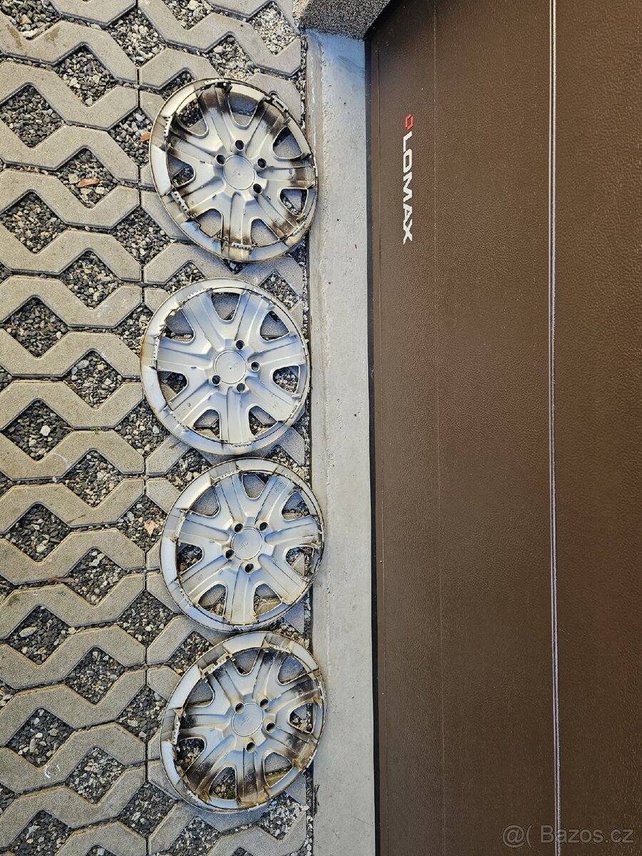 Kryty kol, police Škoda Fabia II a III, Roomster 14" - 4