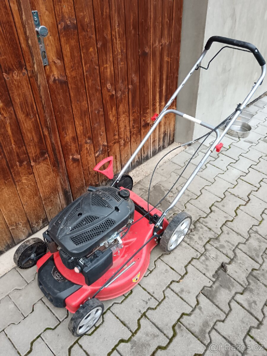 Sekačka na trávu hecht - 4