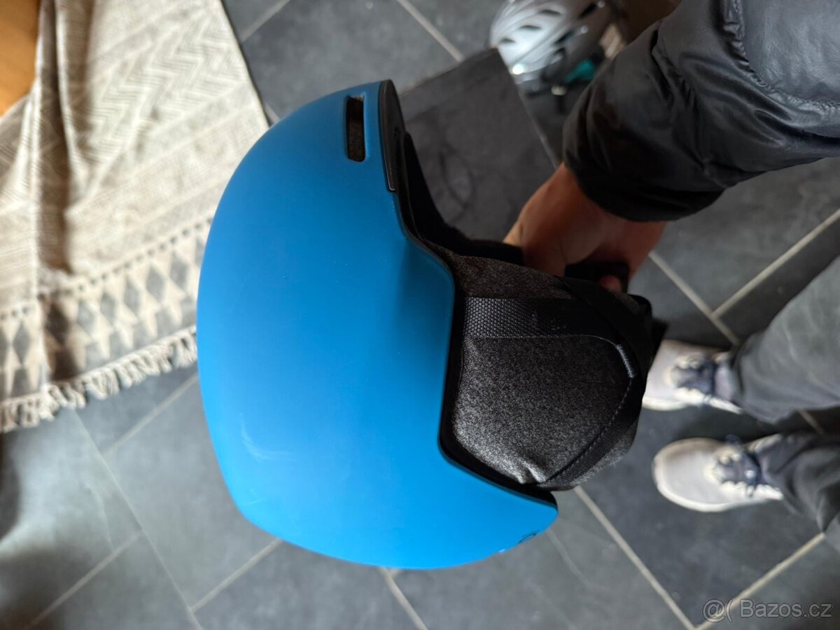 Nová lyžařská snowboardová helma Oakley MOD1 - 4