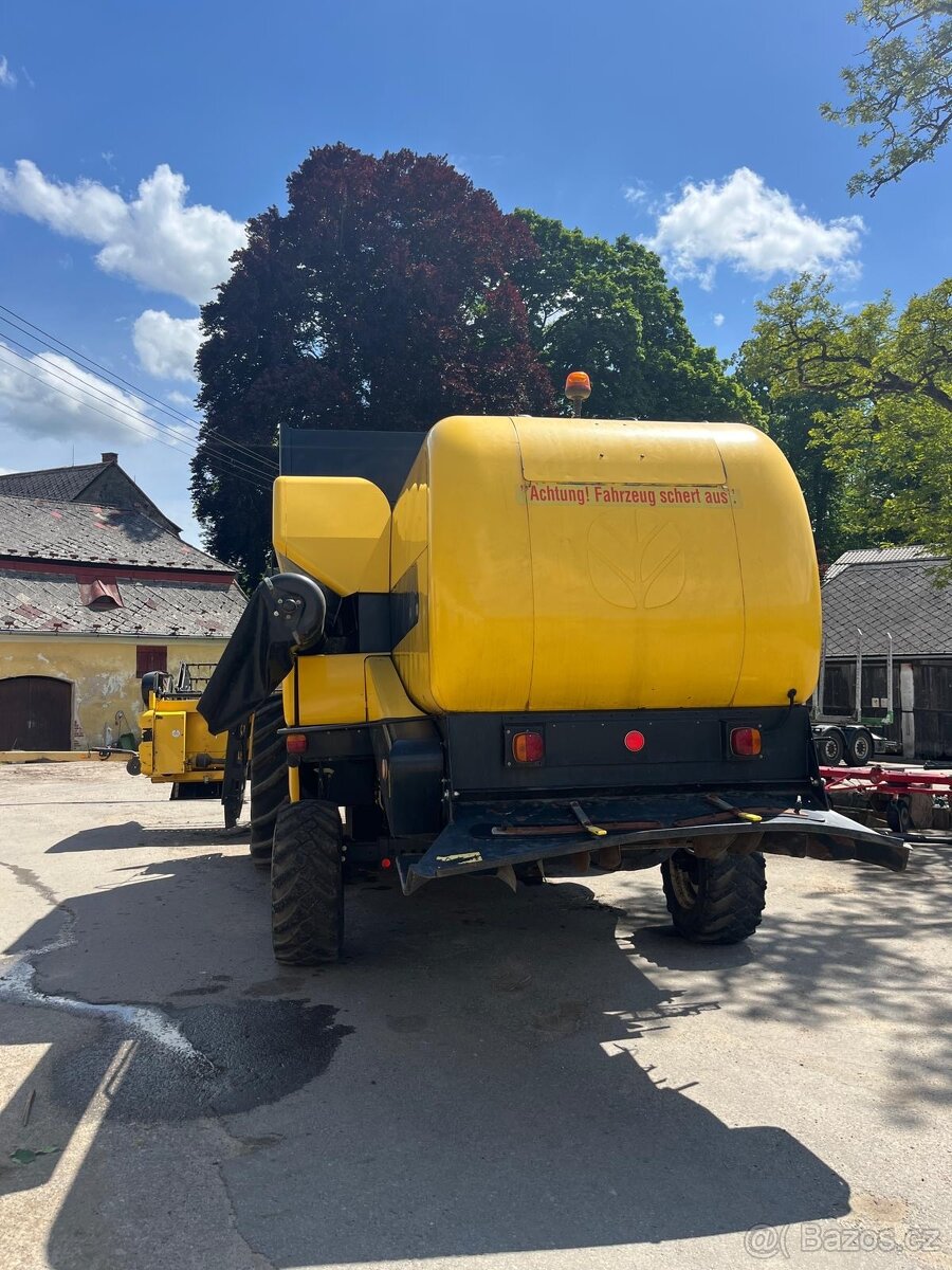 Sklízecí mlátička New Holland - 4