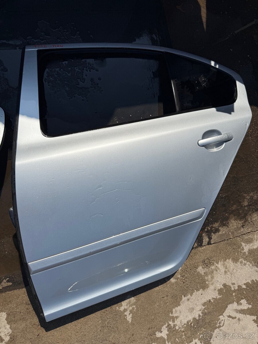 Zadní dveře Octavia 2 - STŘÍBRNÉ - 4