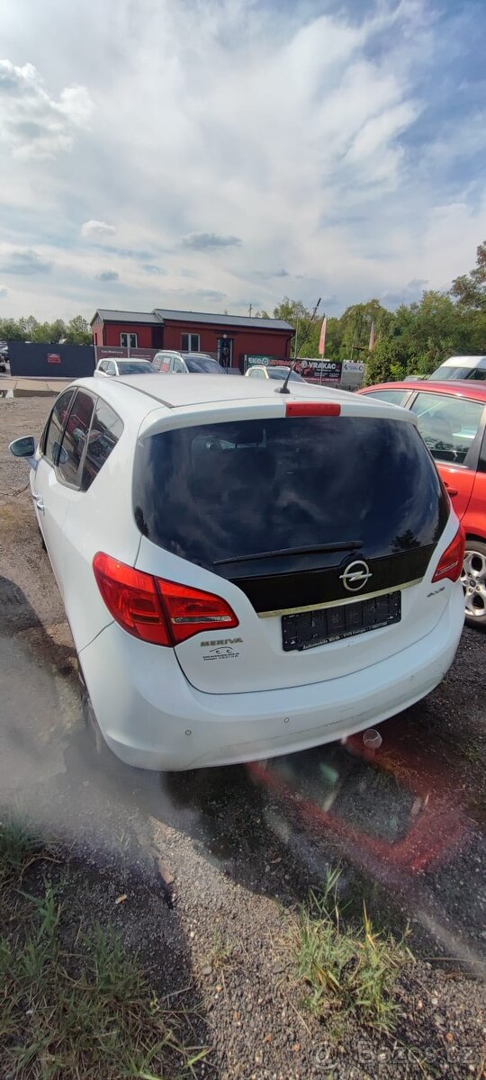 Opel Meriva B 1.4 - 4