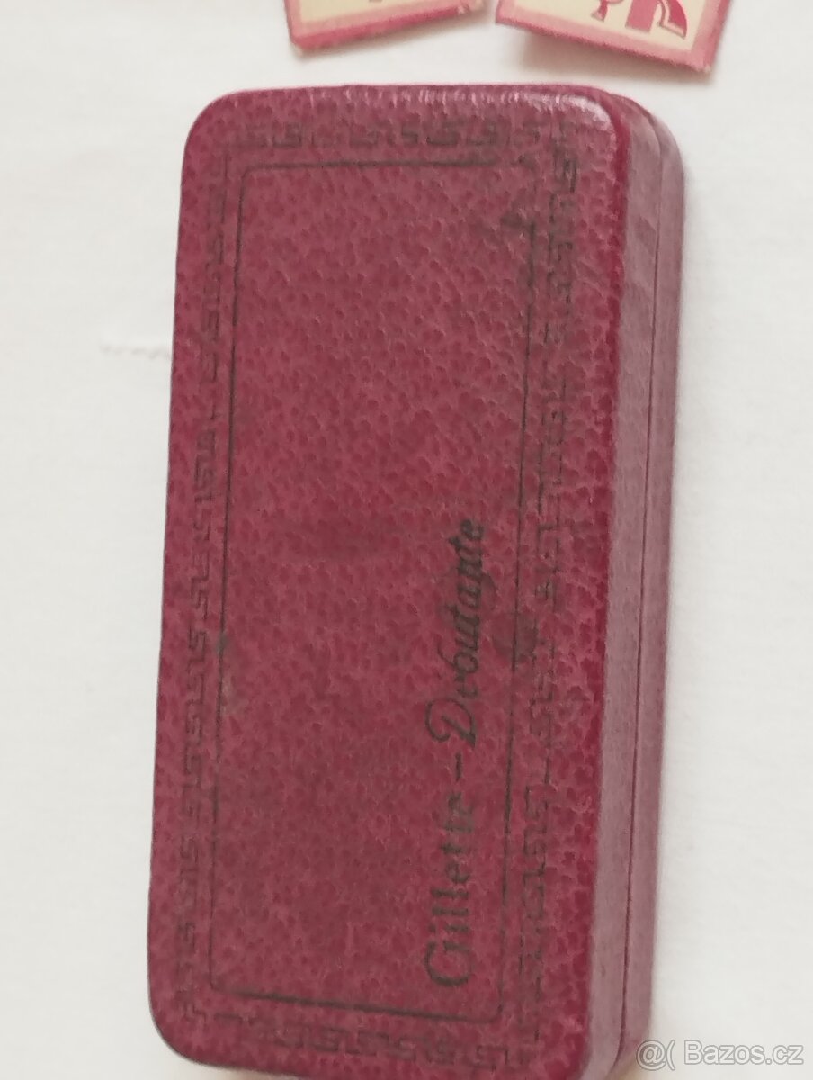 Starý holicí strojek - 4