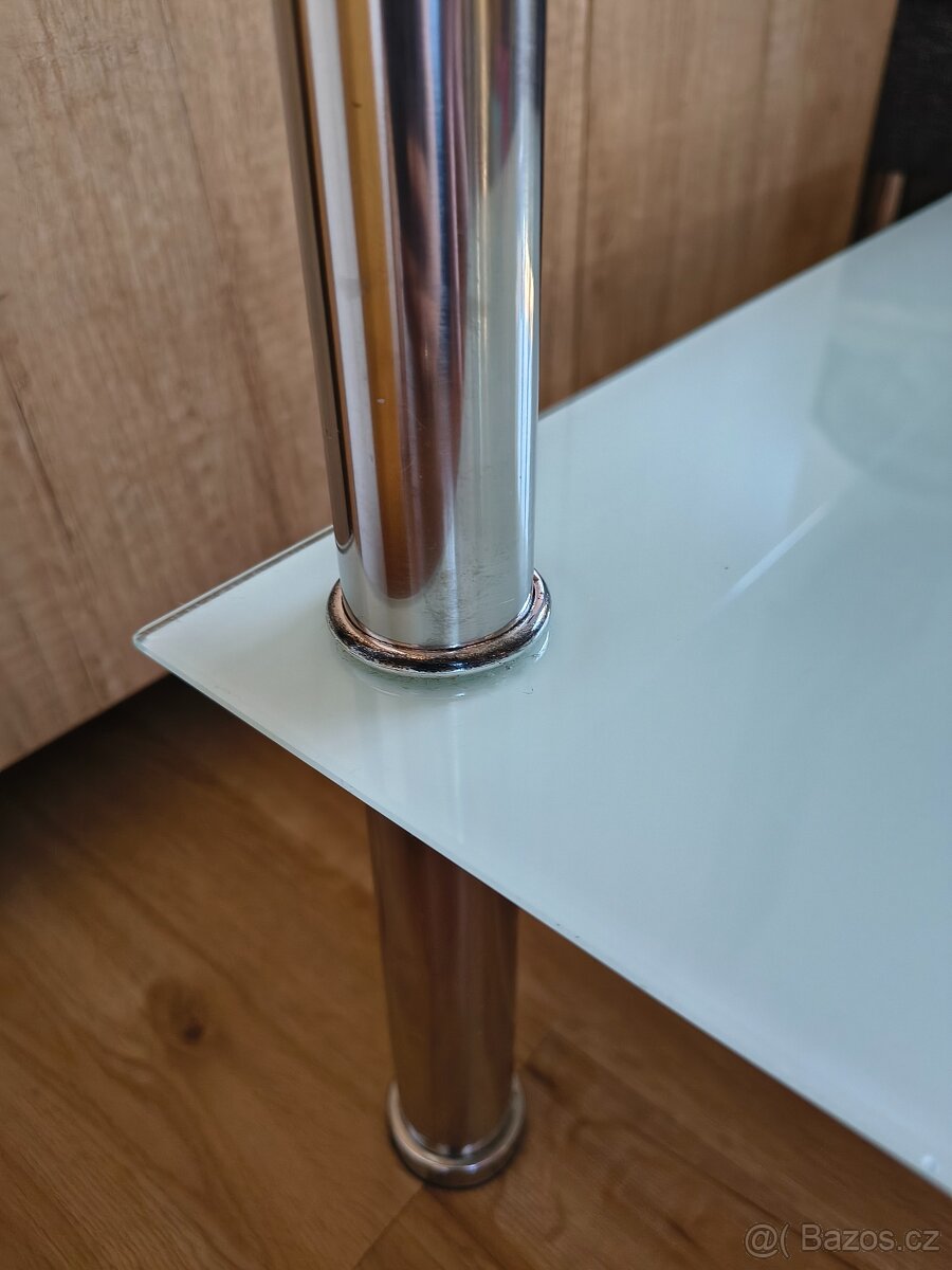 Konferenční stolek - 4