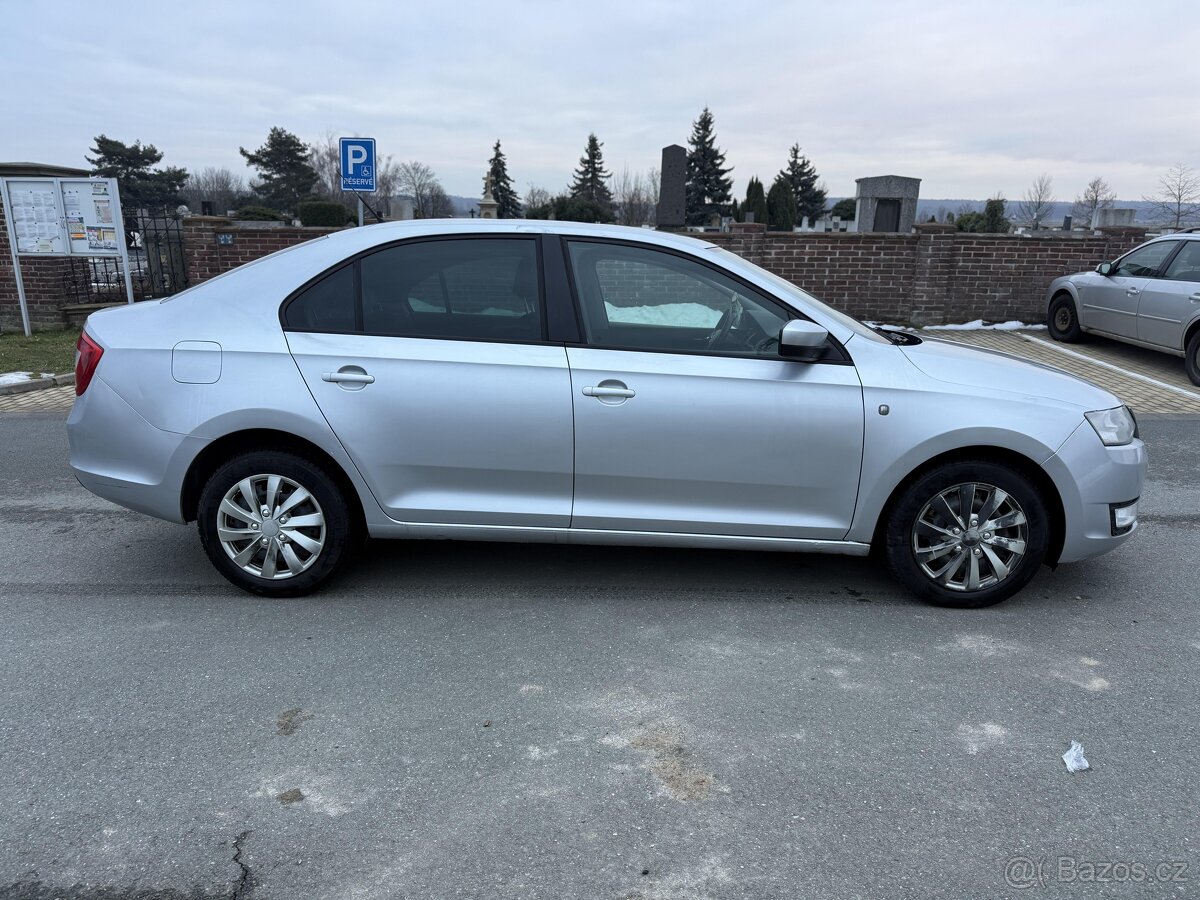 ŠKODA RAPID 1.6tdi 77kW sedan - 4
