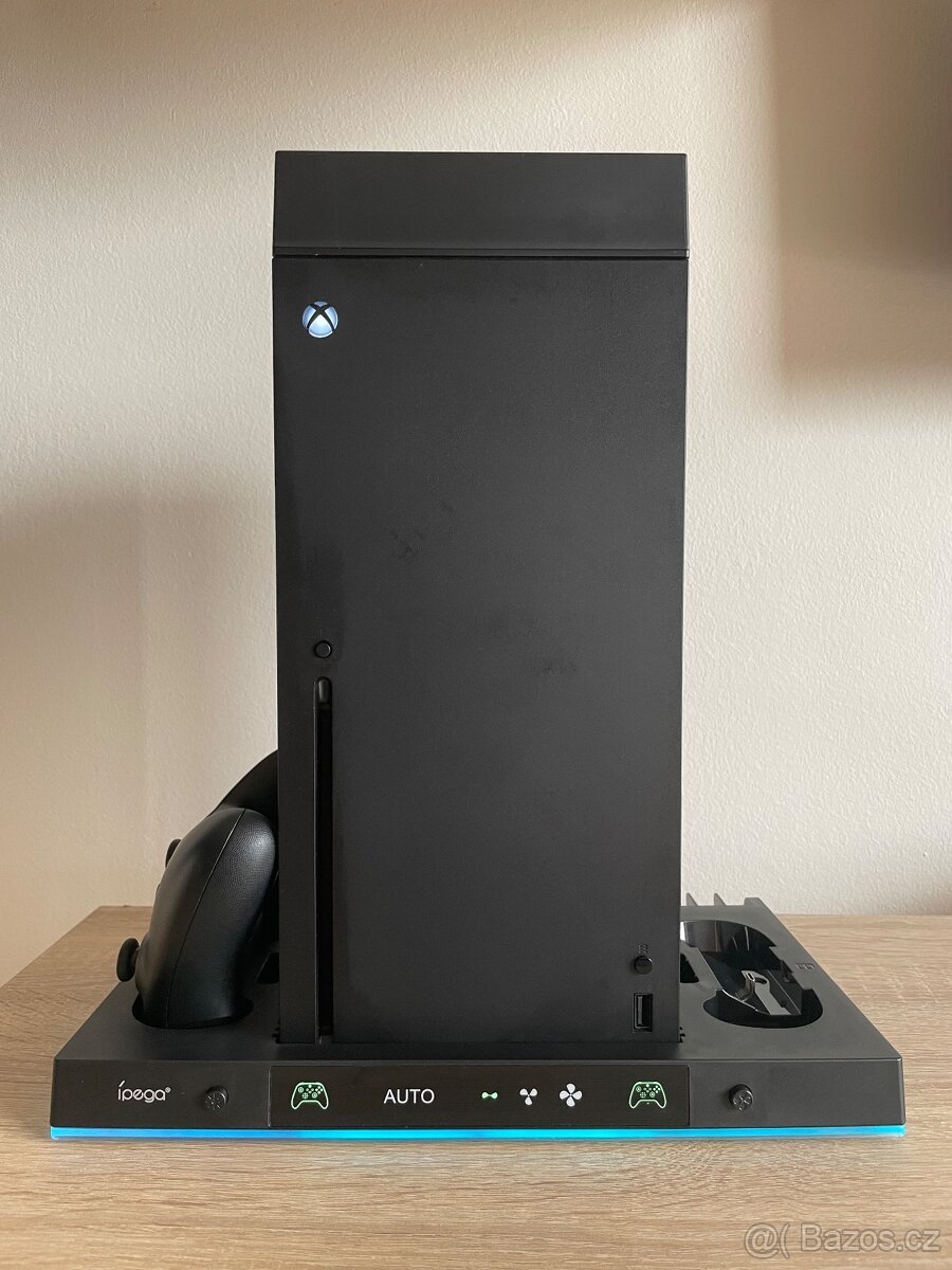 iPega multifunkční nabíjecí stojan - Xbox series X - 4