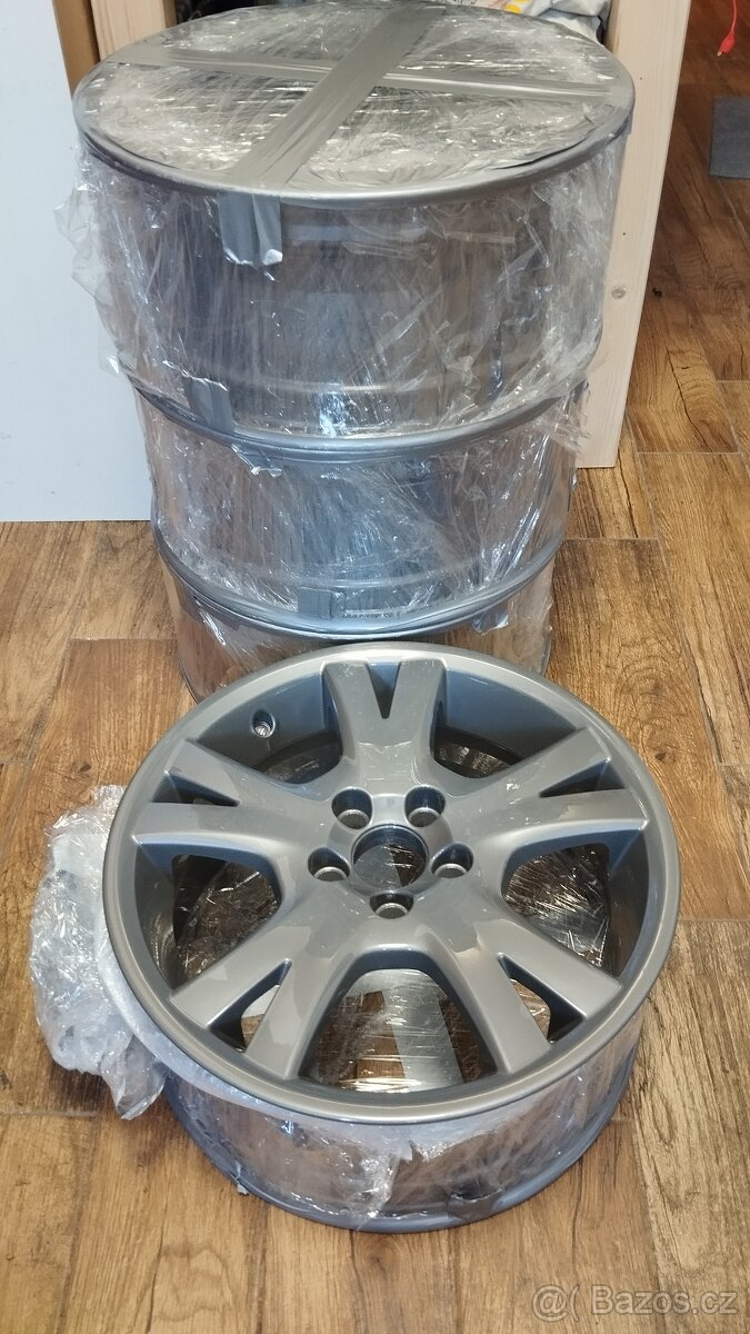 Volvo ALU disky 5x108 17x7,5J - 4