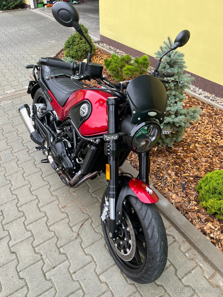 Benelli Leoncino 500 - 4