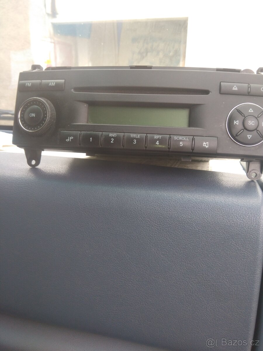 Prodám autorádio Mercedes sprinter. - 4