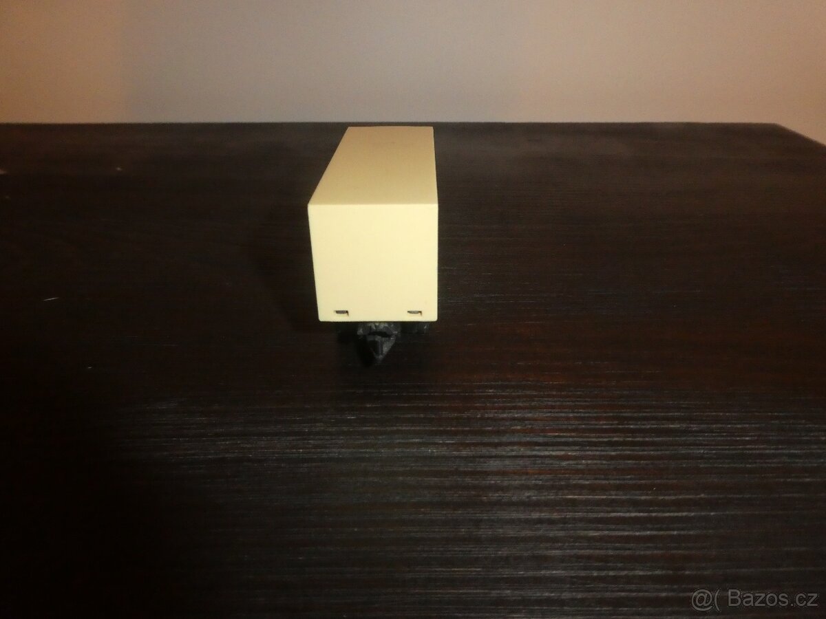 Model nákladního auta - 4