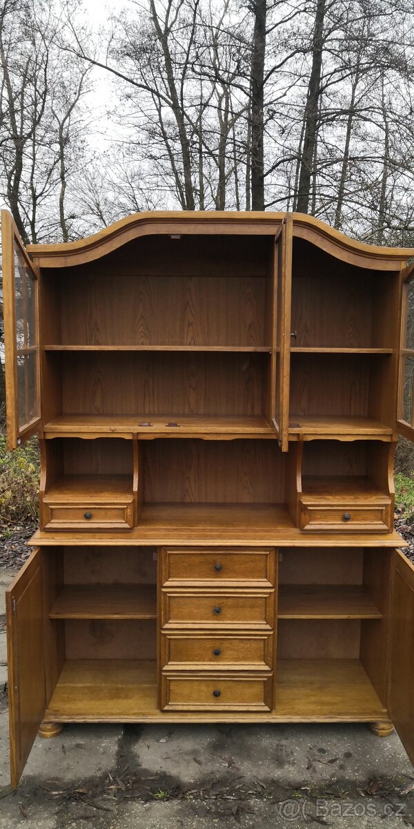 Masivní rustikální příborník - 4