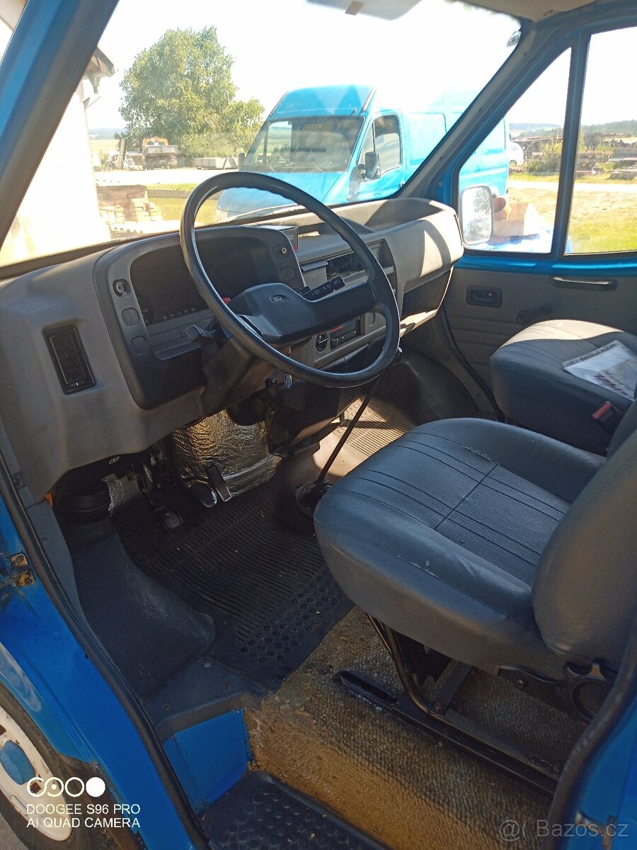 Ford transit karavan 1988