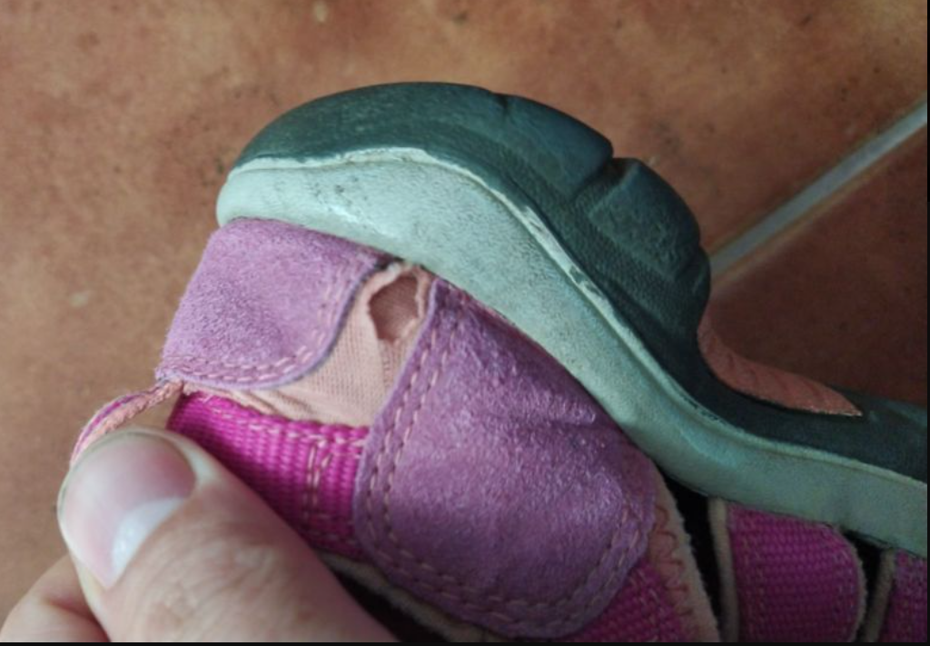 Sandálky KEEN vel. 29, 16 cm stélka - 4