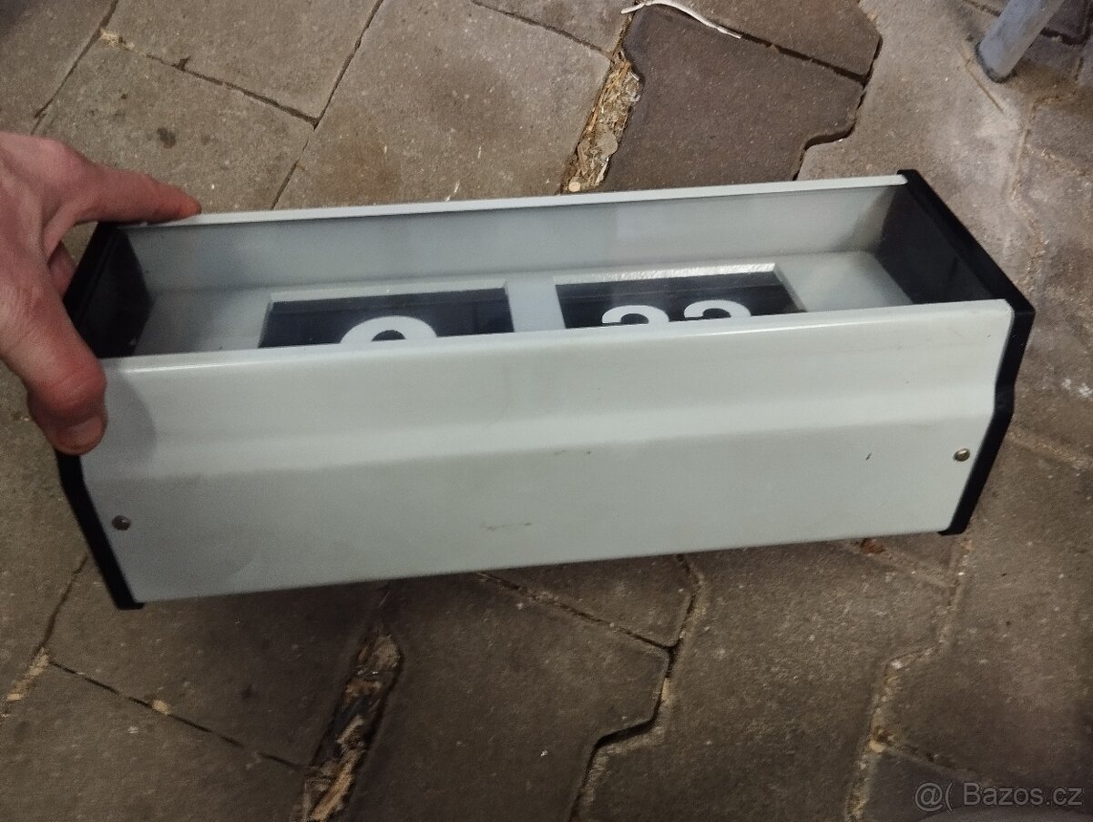 Pragotron překlápěcí - 4