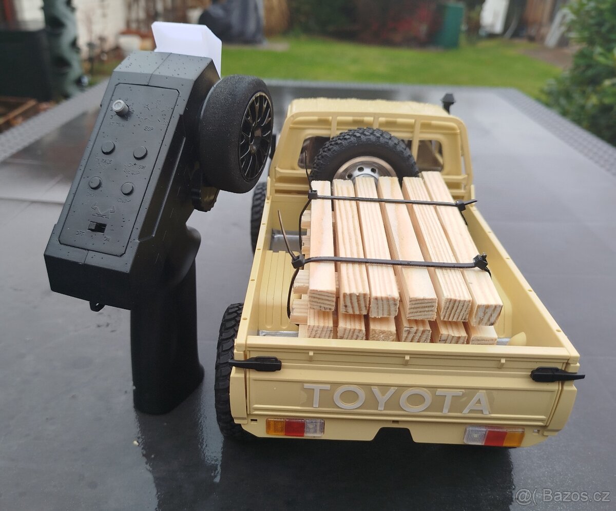 RC model Toyota 1.12 - 4