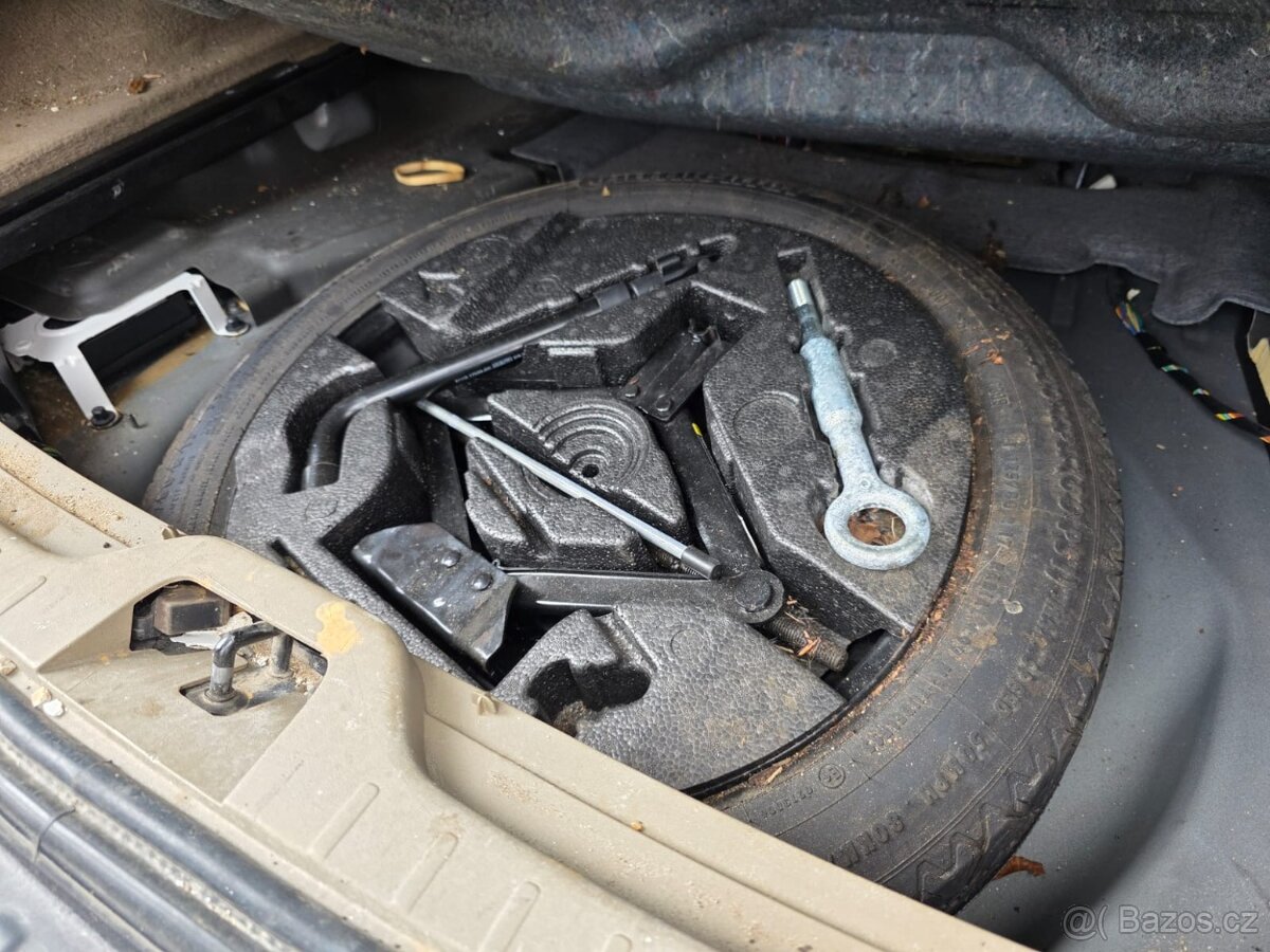 Volvo XC60 2,0 D4 140kw - Náhradní díly - 4