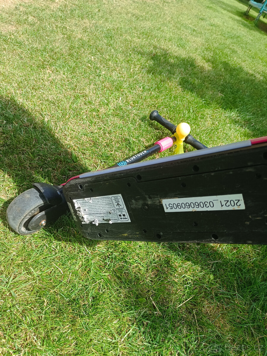 dětská elektrokoloběžka BT KIDS - 4