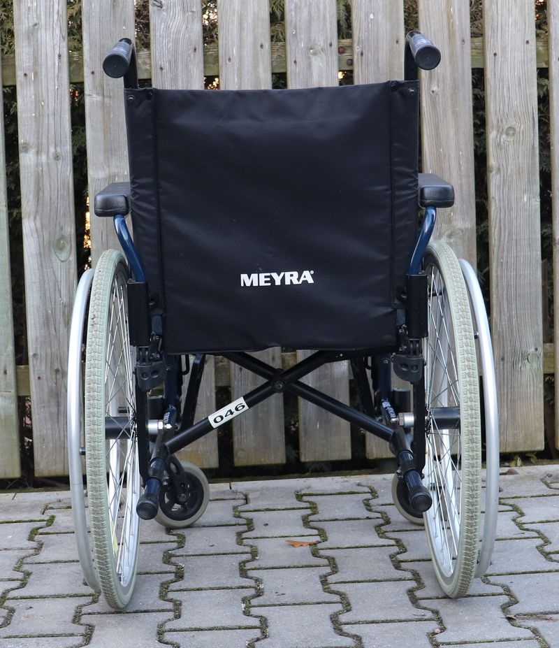 074-Mechanický invalidní vozík Meyra. - 4