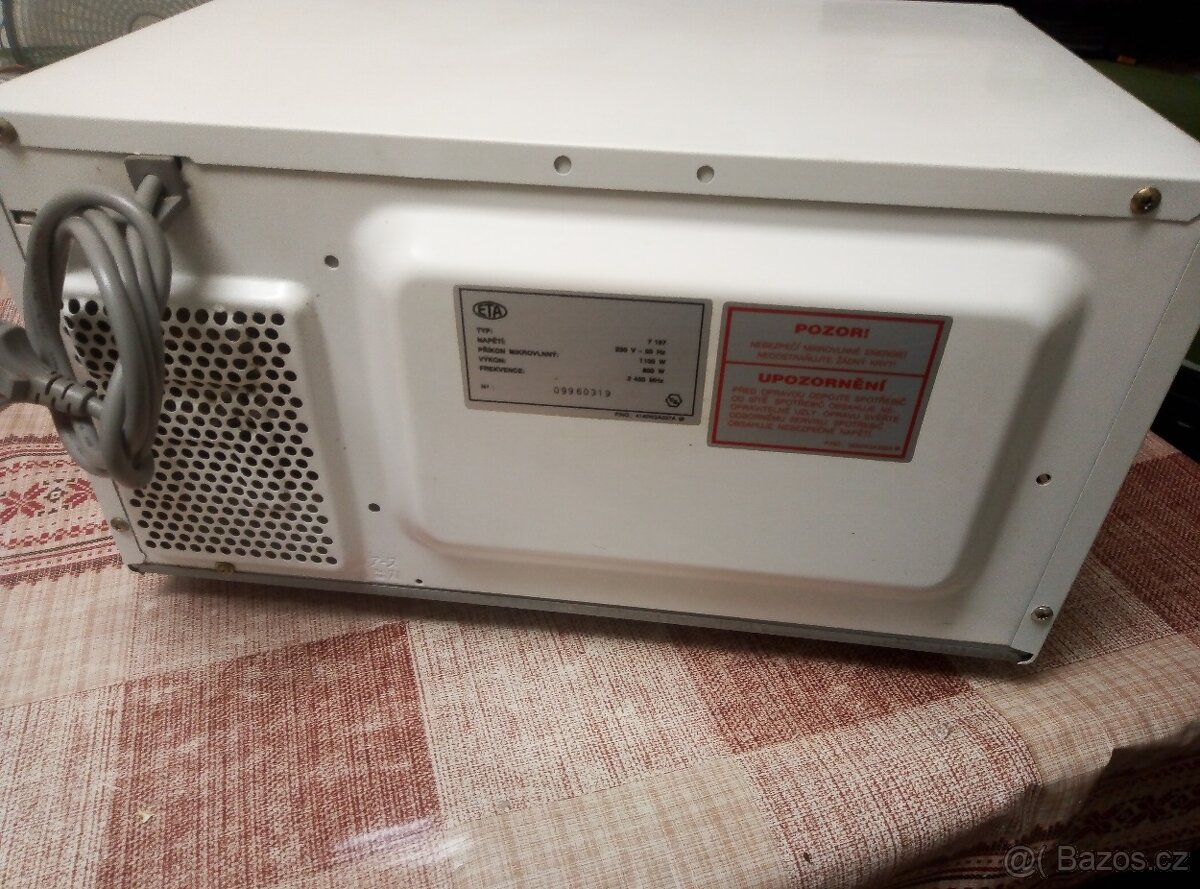 mikrovlnka ETA - 4