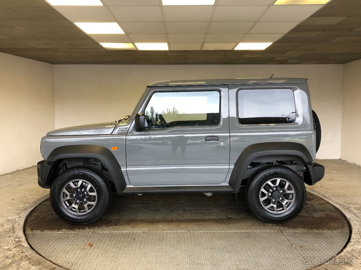 SUZUKI JIMNY 1.5 4WD 4-MÍSTA - 4