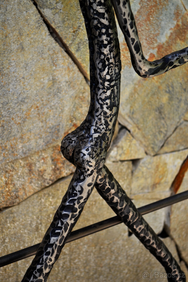 Žena se čtvercem - 4