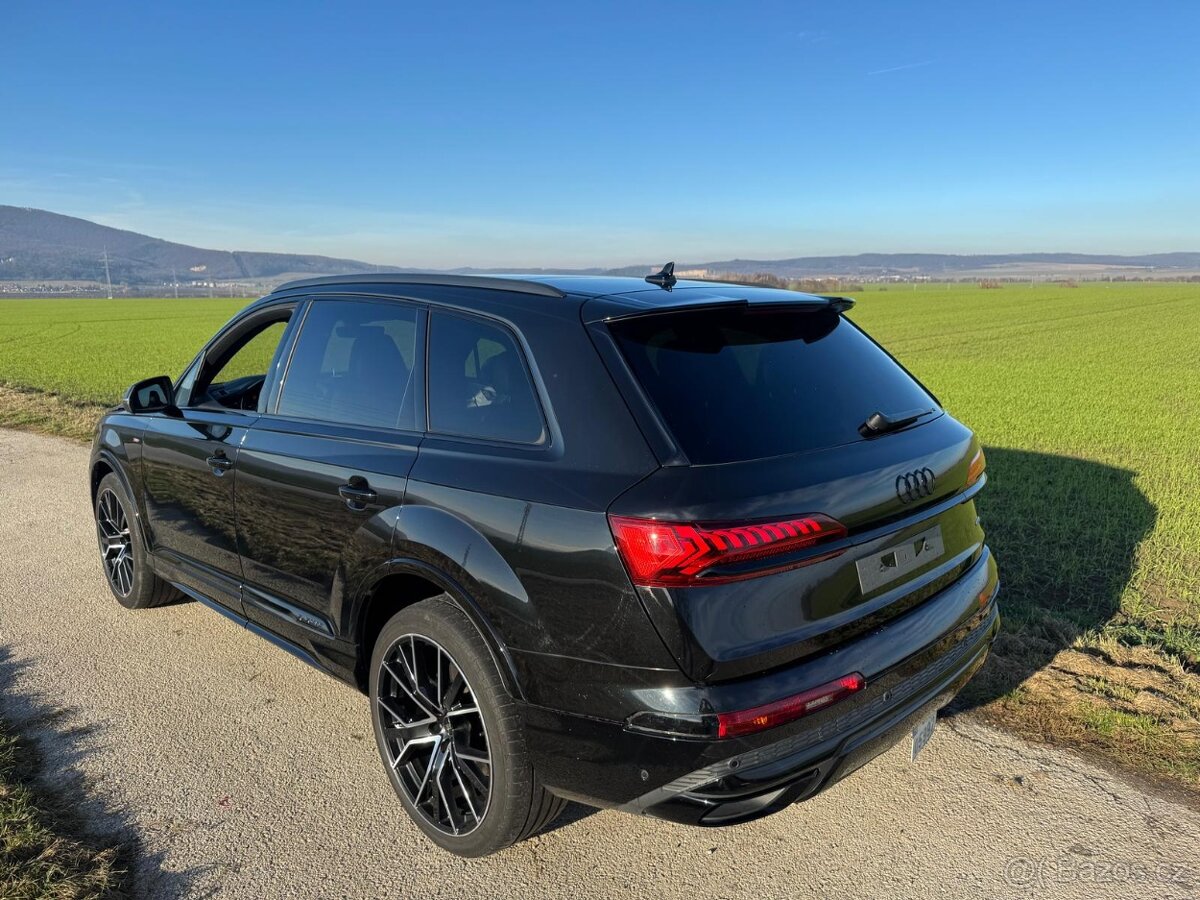 Audi q7 s-line 3.0 l 286 ps rv:2023 - 4