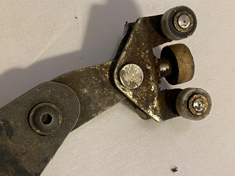 Kladka / pant posuvných dveří pro VW T4 - 4