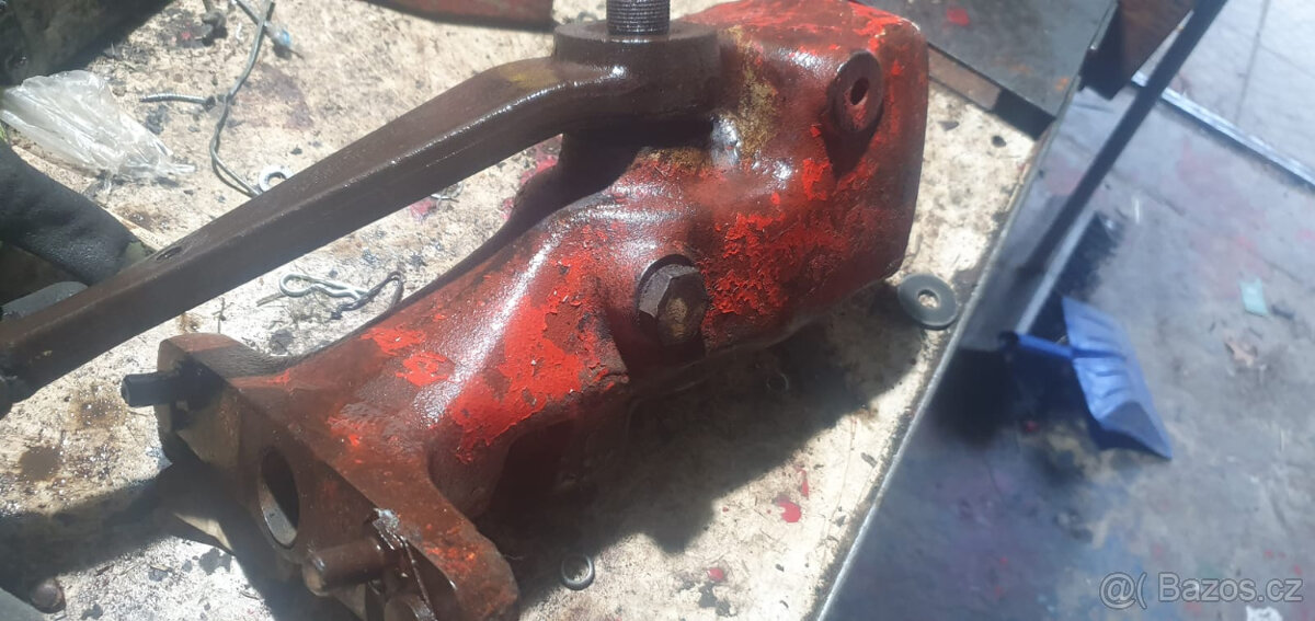 náhon kosy MF70 - 4