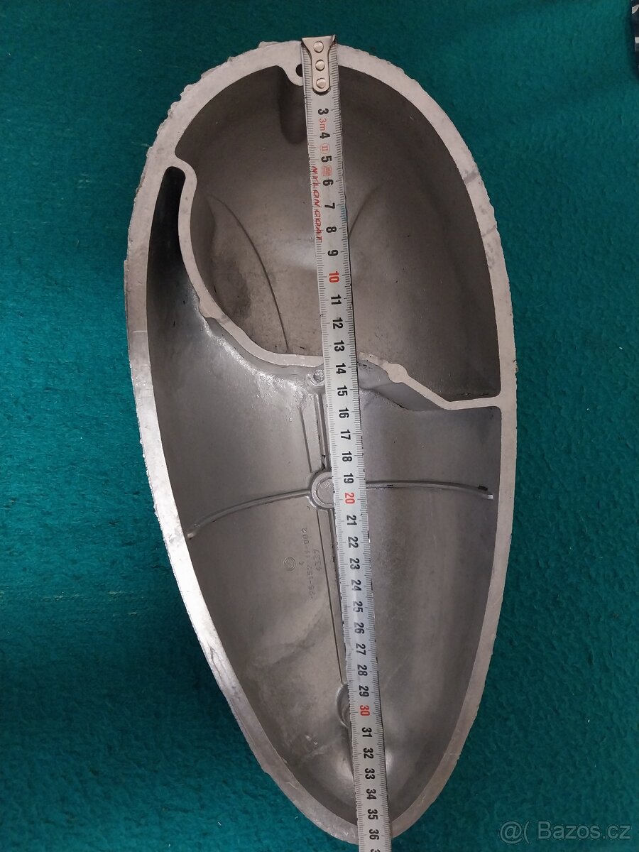 Jawa 350 pravé víko motoru s nápisem Jawa - 4