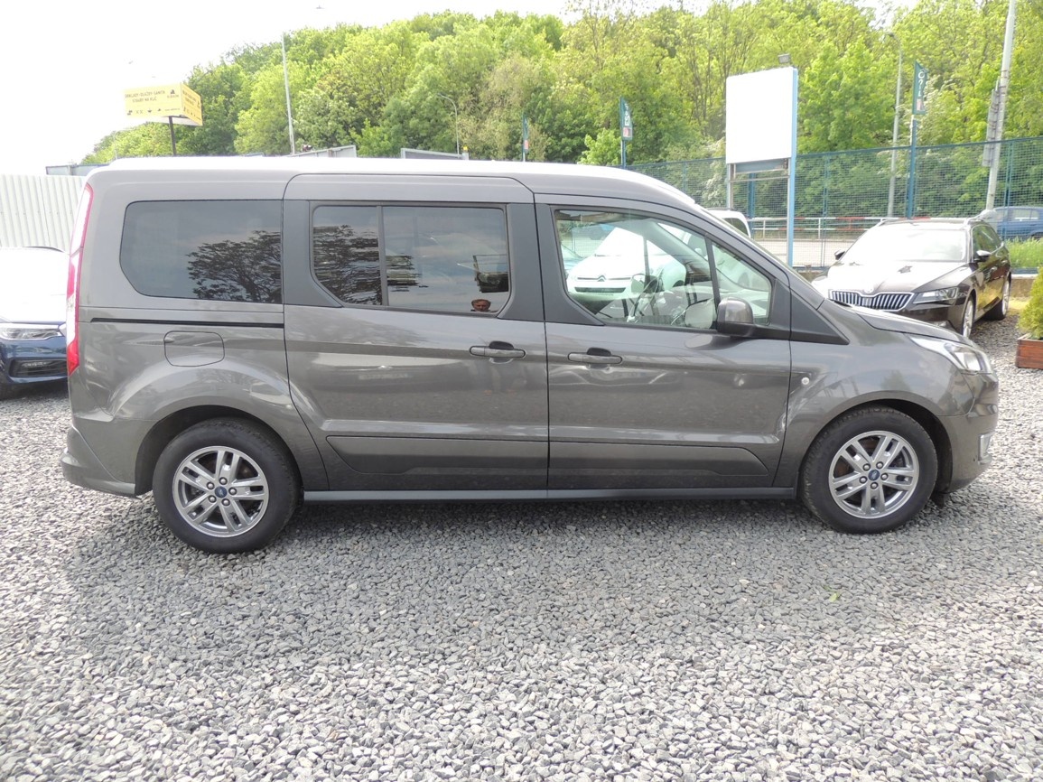 Ford Tourneo Connect 1.5TDCi,88kw,L2,Titanium,ČR,-21%DPH - 4
