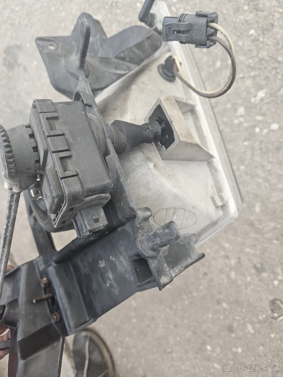 Opel sintra přední světlo. - 4