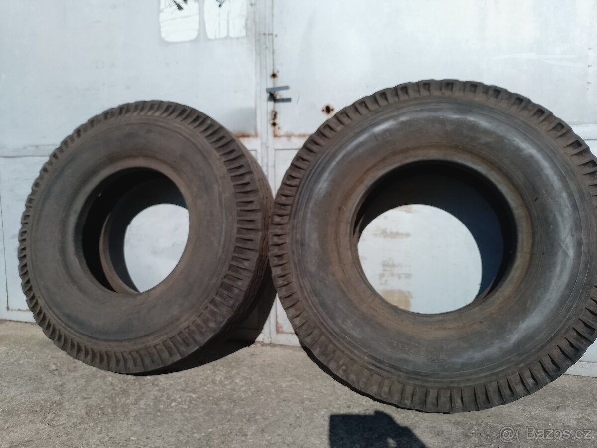 Pneu, plášť tatra,liaz,vlek,vlečka 12,00-20 Barum,16 PR,V-1 - 4