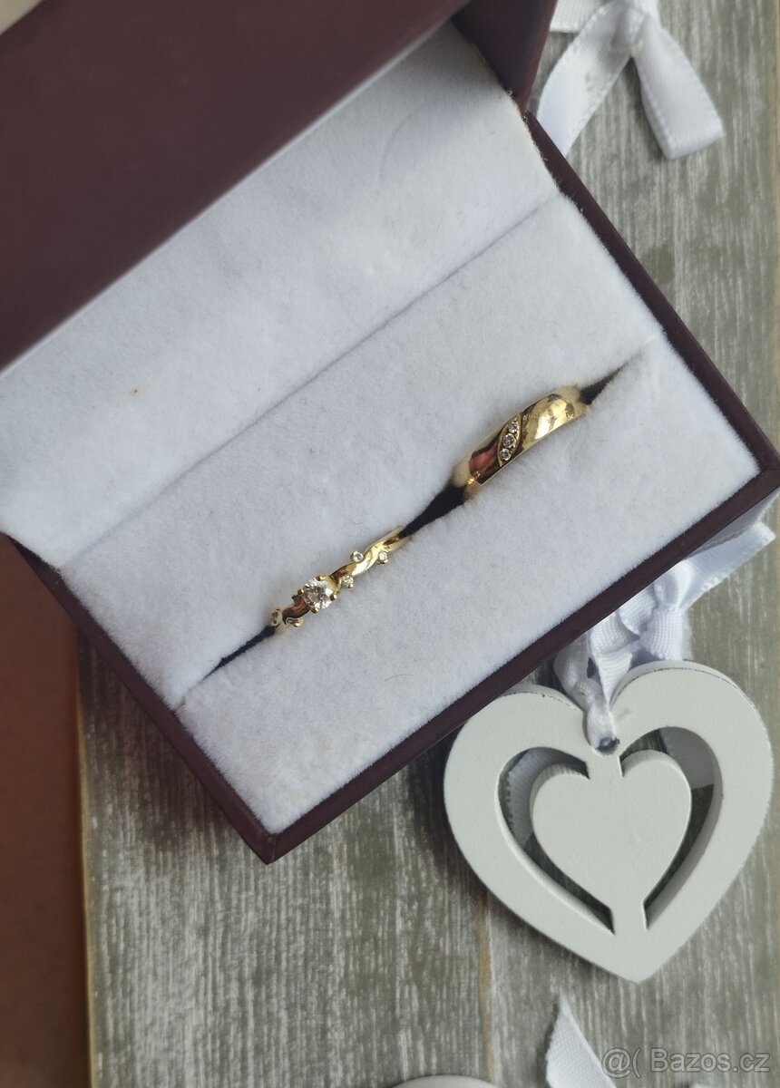Zásnubní a snubní prsteny zlaté s brilianty s certifikáty - 4