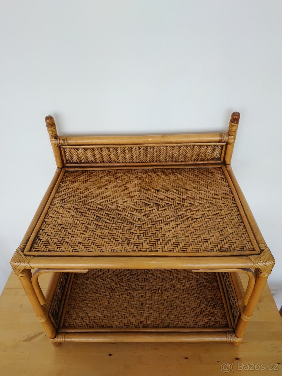 Stolek z přírodního ratanu a bambusu - 4